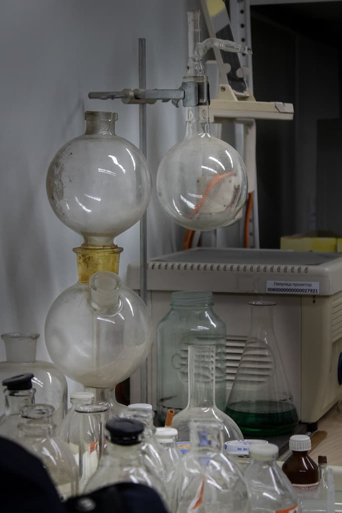Shilajit Fulvic Acid Content: A Lab Report Comparison by Brand