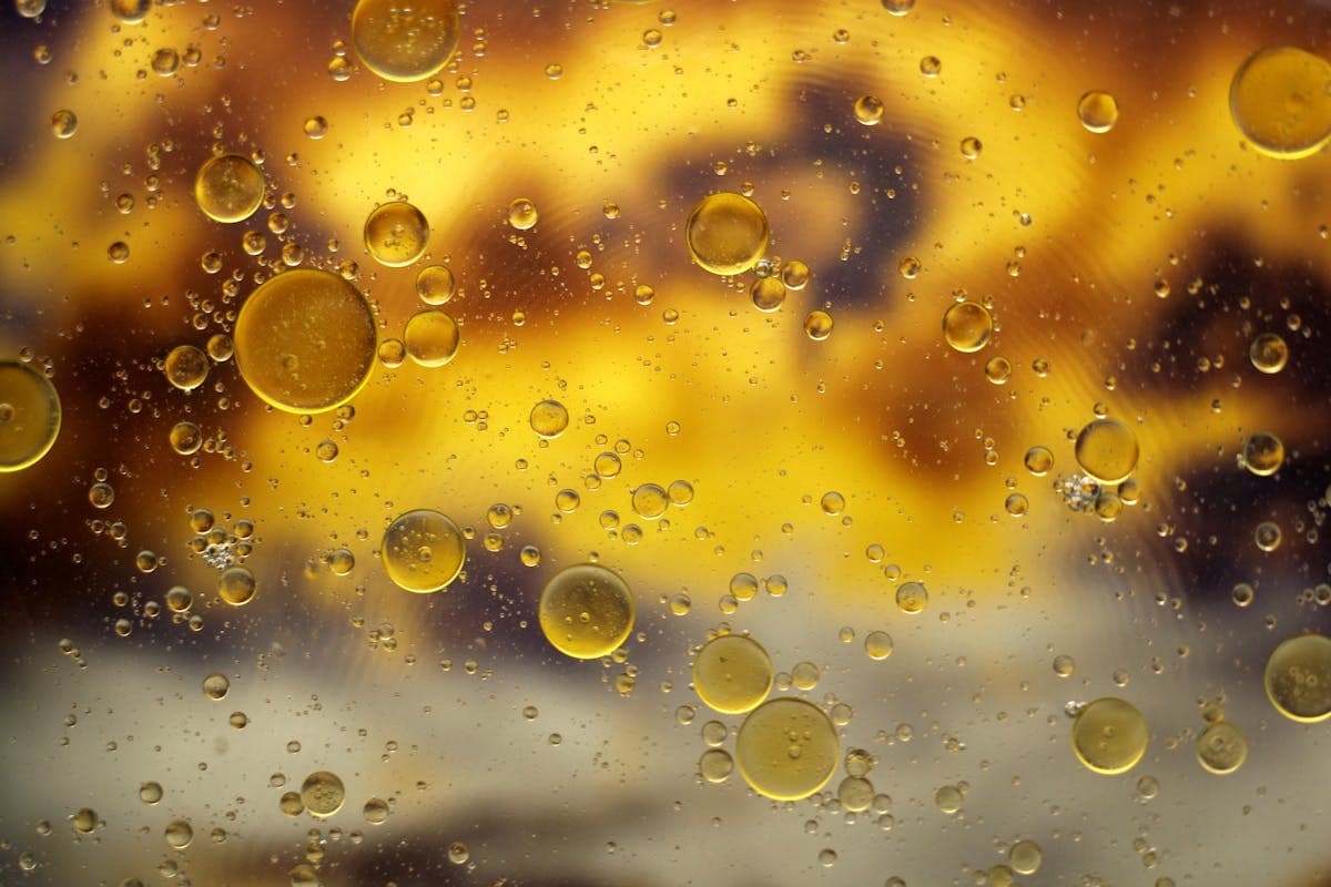 Shilajit Gold: Real Chemistry vs Marketing Behind Premium Resin